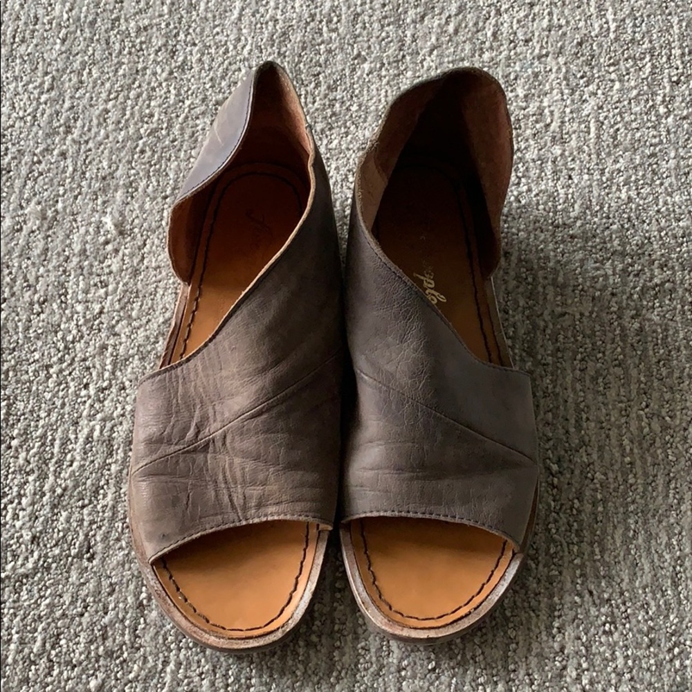 Taupe free people sandals